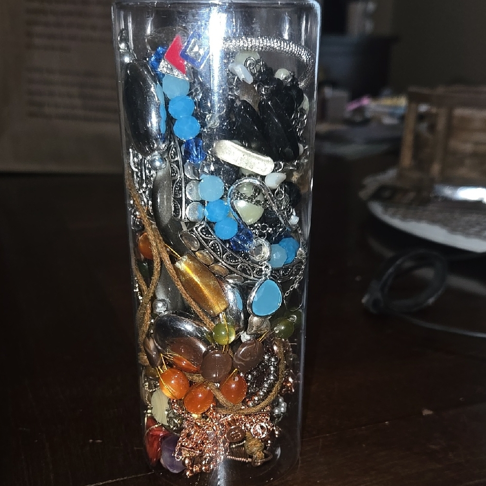 MYSTERY JEWELRY Jar 6